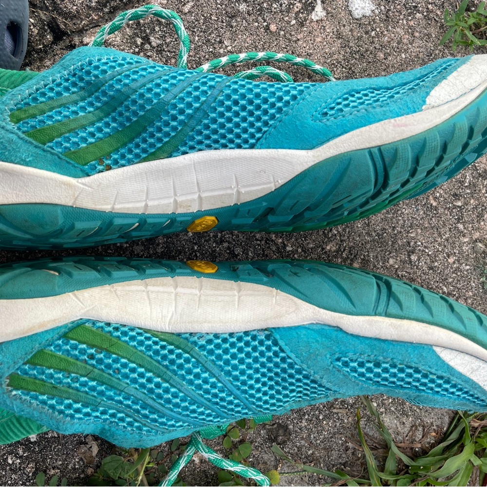 Merrell Pace Glove Barefoot Running Shoes Sz 9.5 Vibram Sole - Bluegreen